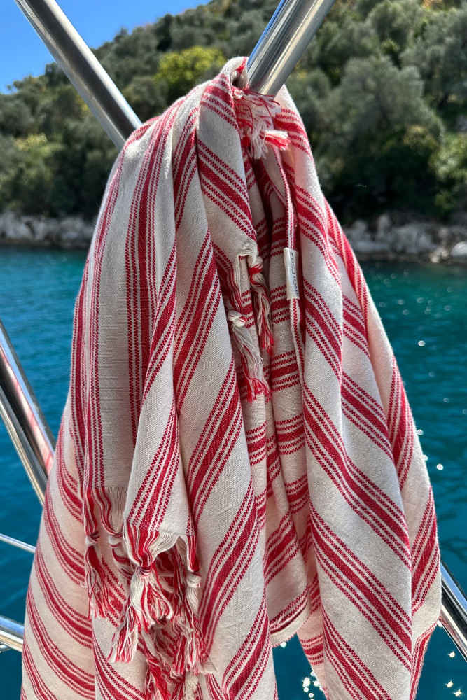 Helen Peştemal - Kırmızı