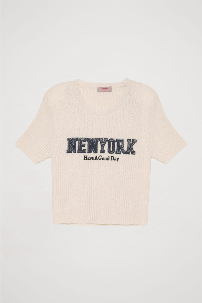 Quzu New York Baskılı Crop Triko Ekru görsel 2