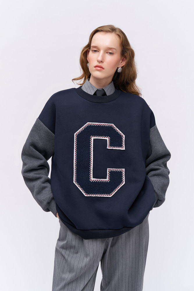 Quzu Keçe Baskı Detaylı Sweatshirt Lacivert