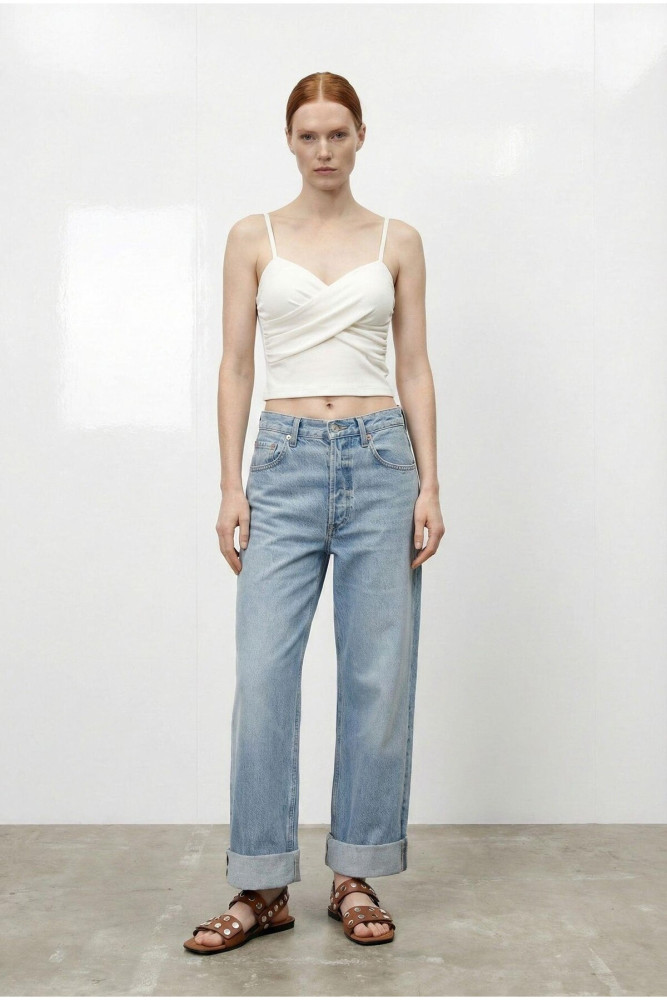 Kalp Yaka Atlet görsel 3