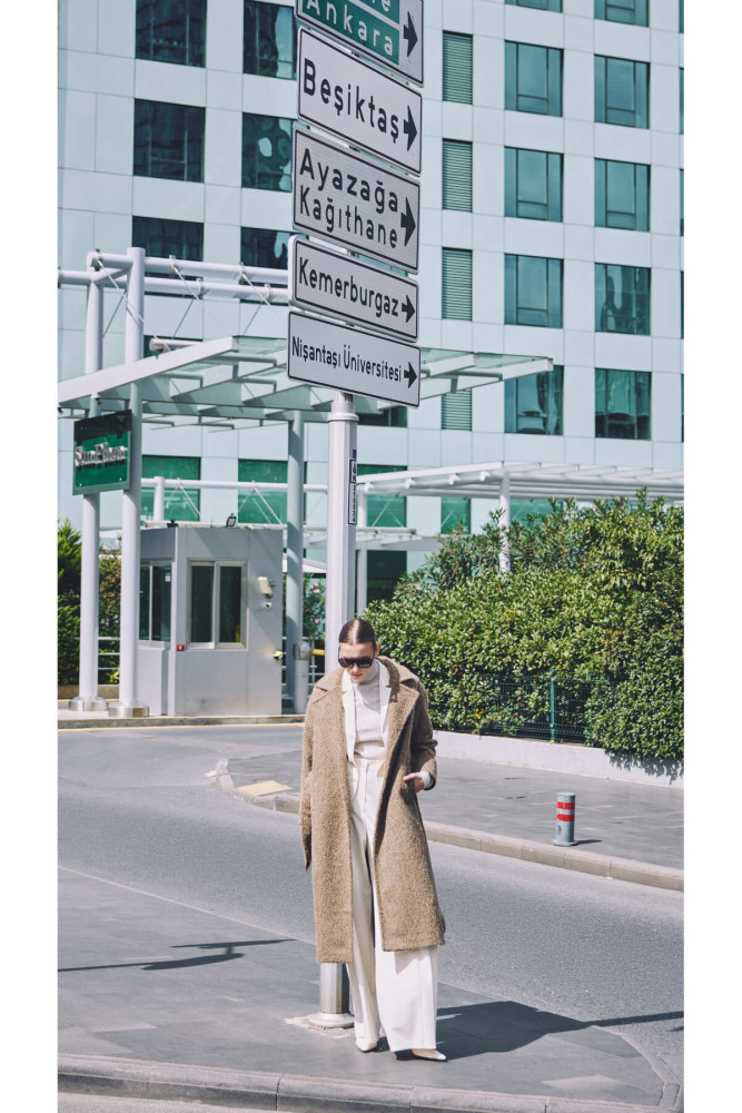 KADIN BUKLET KASE OVERSIZE KABAN