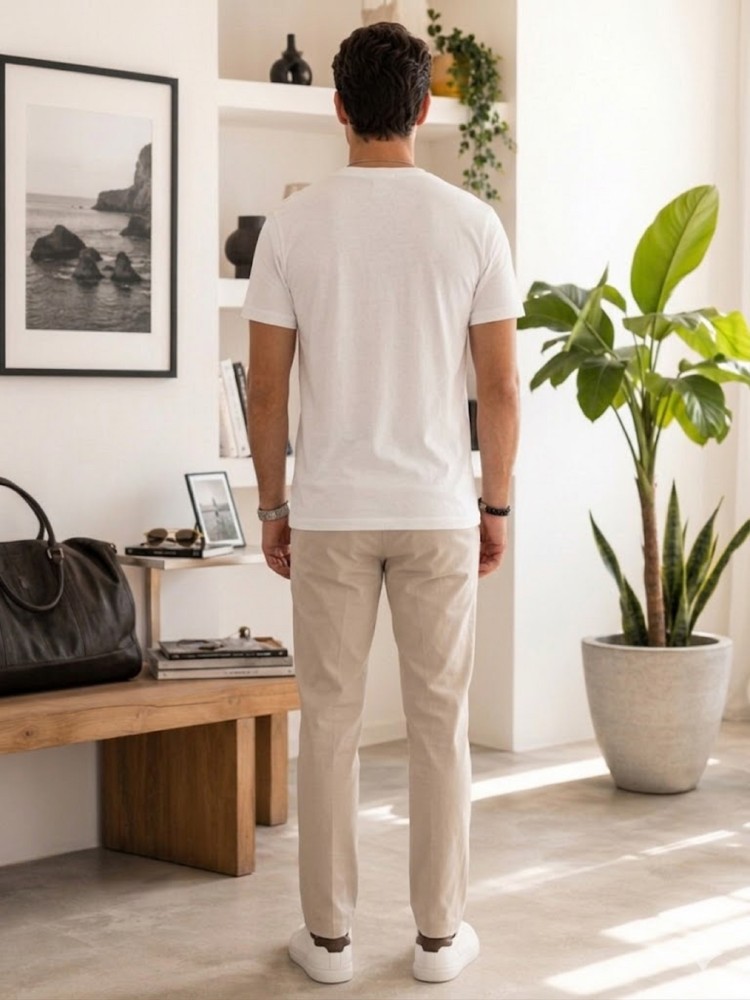 Erkek Beyaz O Yaka Basic T-Shirt görsel 3