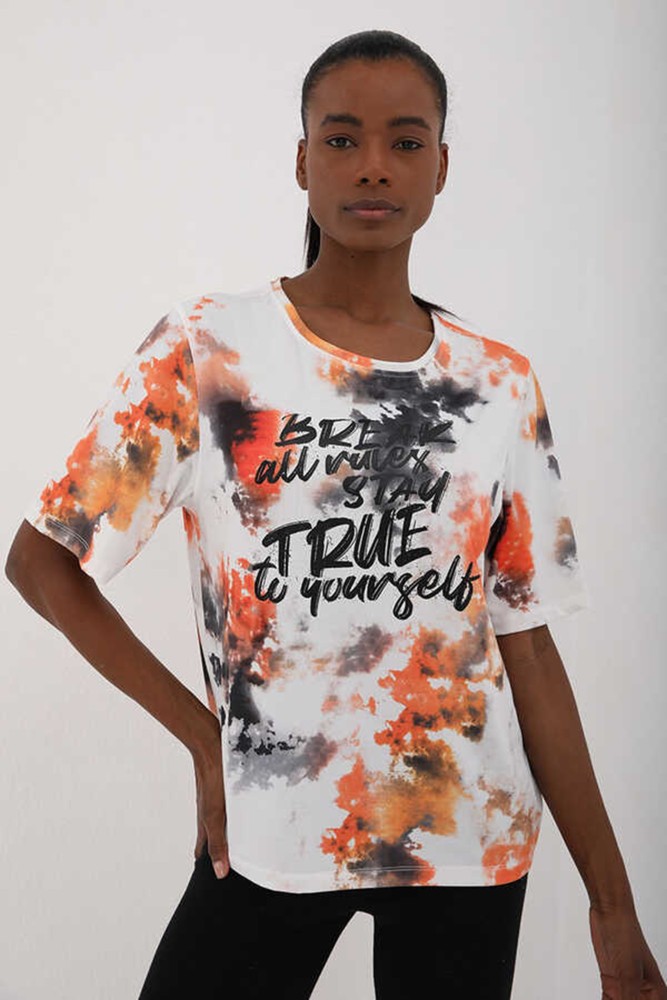 Kadın Beyaz Bisiklet Yaka T-Shirt