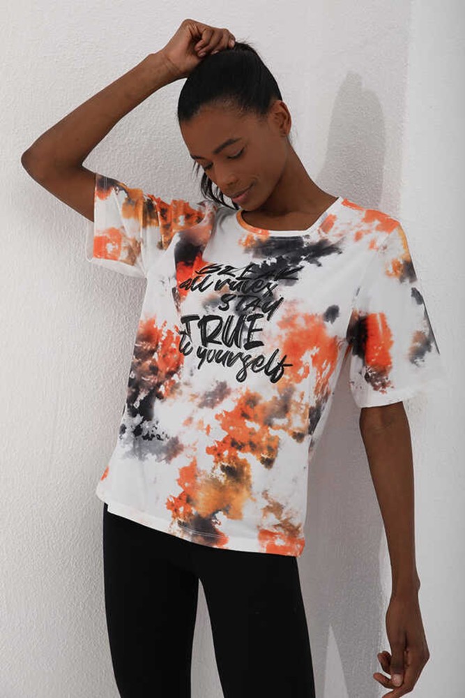 Kadın Beyaz Bisiklet Yaka T-Shirt görsel 2