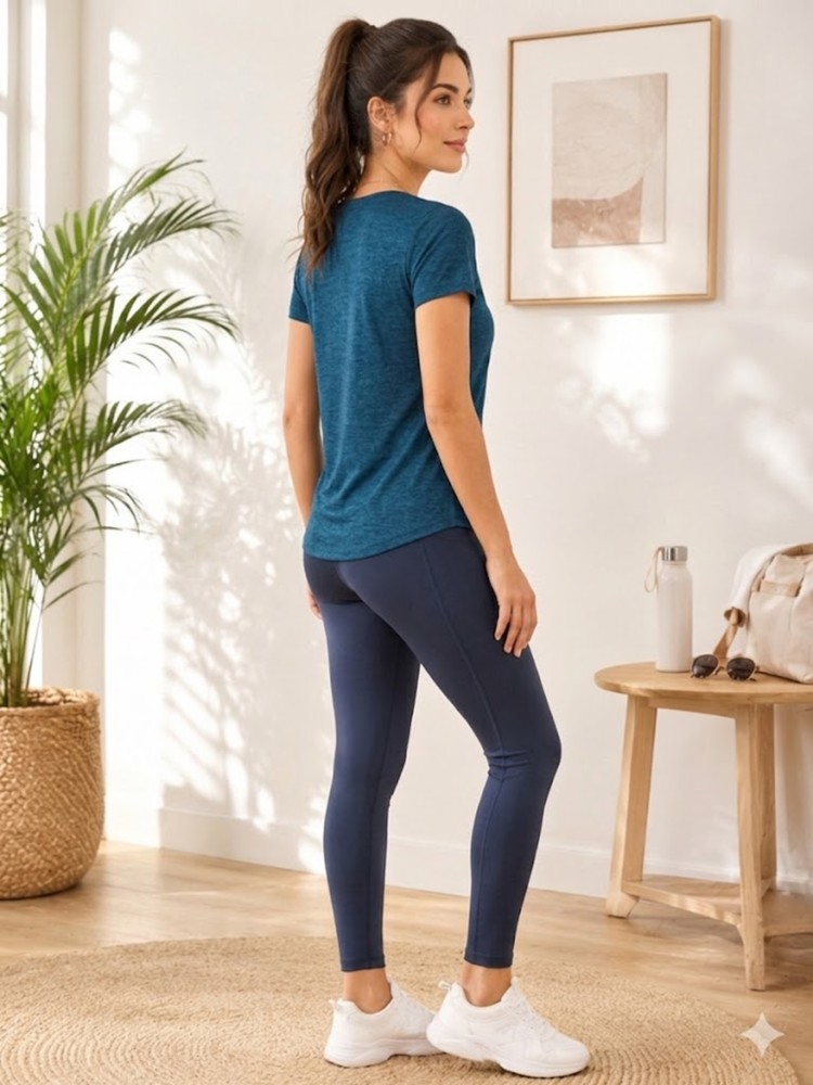 Kadın Turkuaz Bisiklet Yaka Basic T-Shirt görsel 3